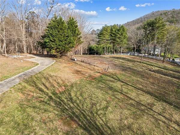 4.17 Acres of Residential Land for Sale in Sautee-Nacoochee, Georgia