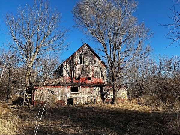 16.5 Acres of Land for Sale in Indianola, Iowa