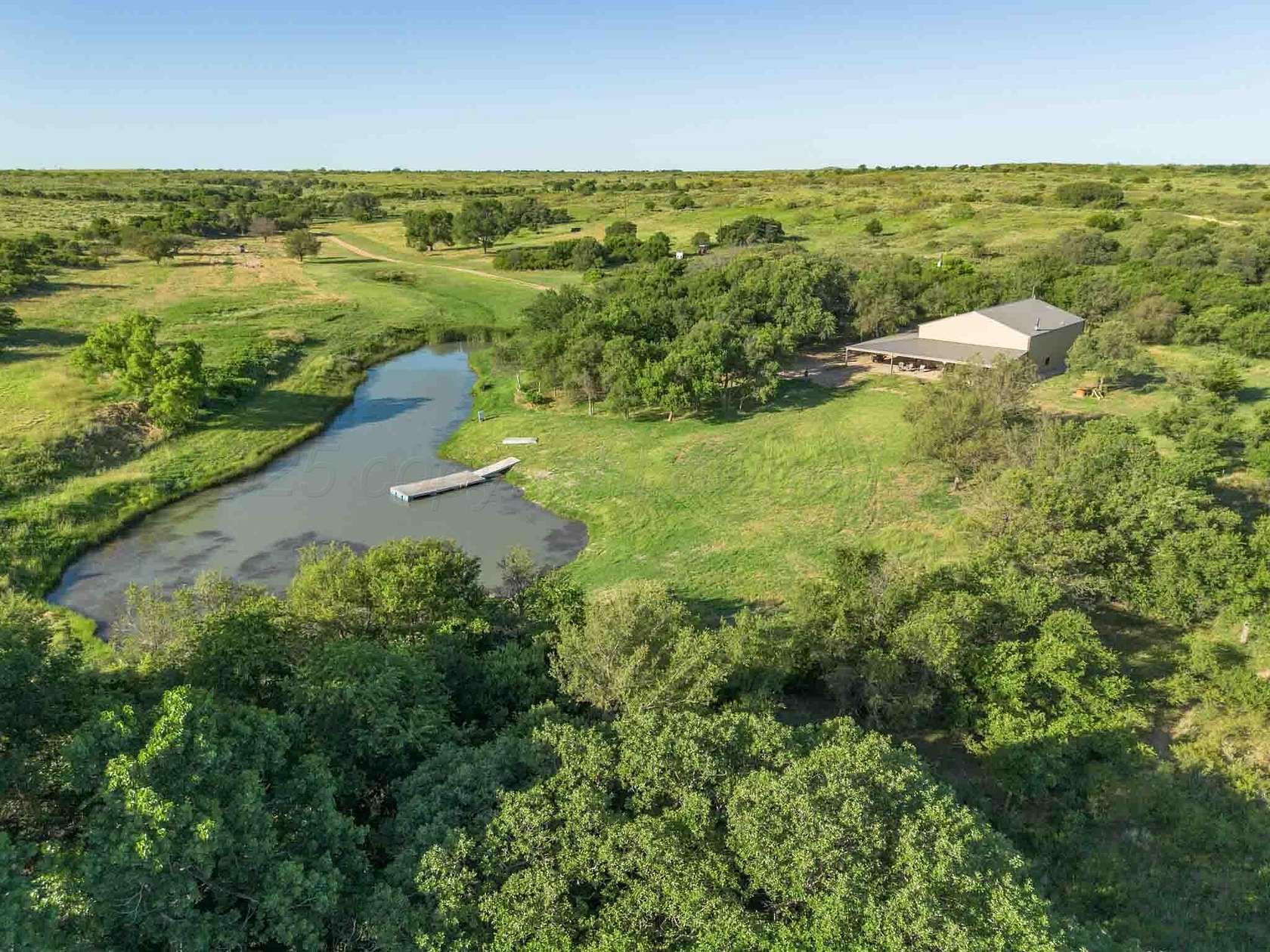 632 Acres of Land with Home for Sale in Clarendon, Texas