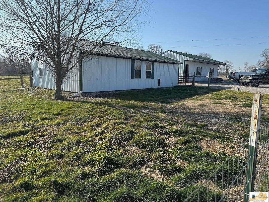 2.28 Acres of Improved Mixed-Use Land for Sale in Center, Kentucky