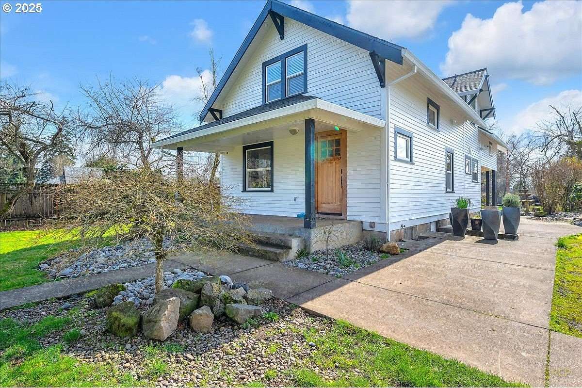 2 Acres of Residential Land with Home for Sale in Warren, Oregon