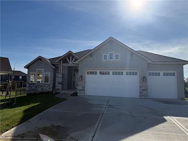 0.31 Acres of Residential Land with Home for Sale in Riverside, Missouri