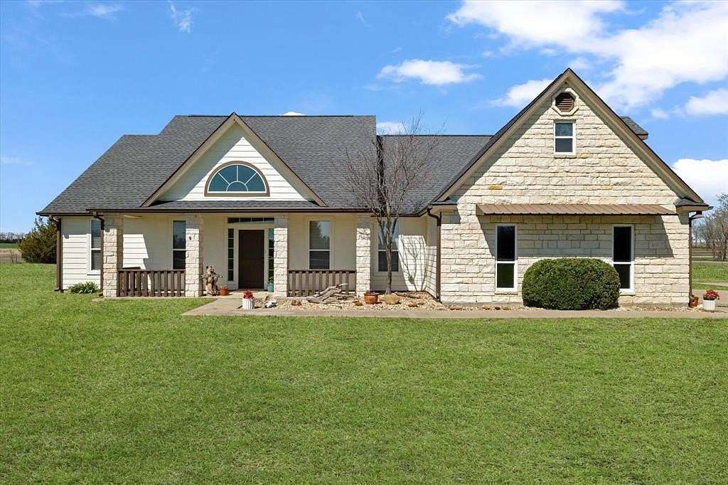 2 Acres of Land with Home for Sale in Howe, Texas