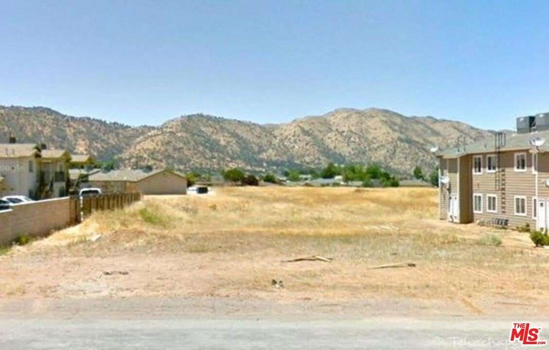 0.35 Acres of Residential Land for Sale in Tehachapi, California