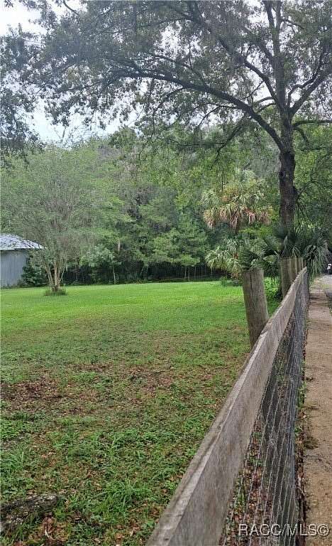 3 Acres of Land for Sale in Belleview, Florida