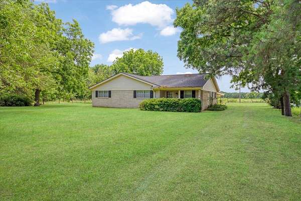 34 Acres of Improved Land for Sale in Bonham, Texas