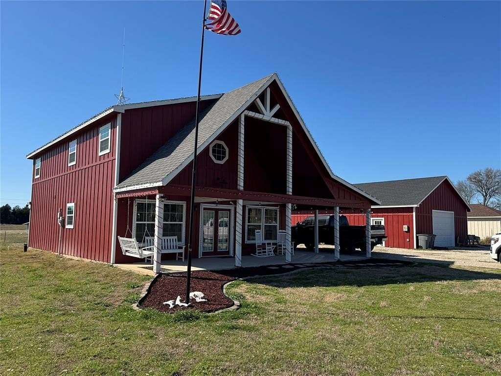 2 Acres of Residential Land with Home for Sale in Eustace, Texas