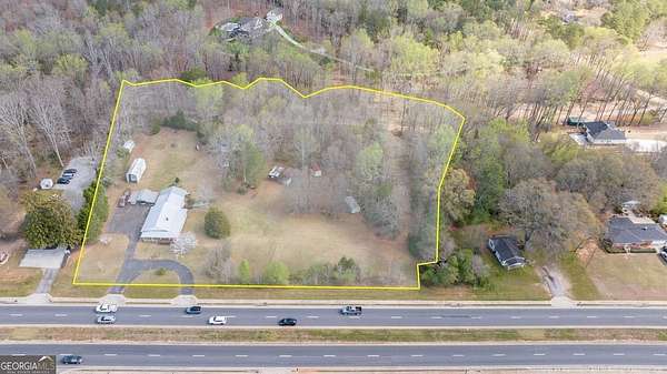 4.57 Acres of Improved Mixed-Use Land for Sale in Flowery Branch, Georgia