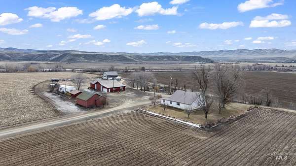 360 Acres of Agricultural Land with Home for Sale in Weiser, Idaho