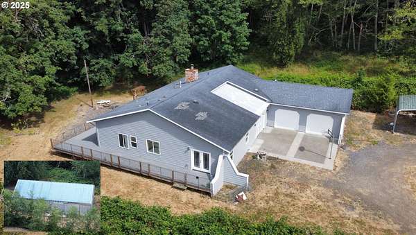 8.68 Acres of Residential Land with Home for Sale in Clatskanie, Oregon