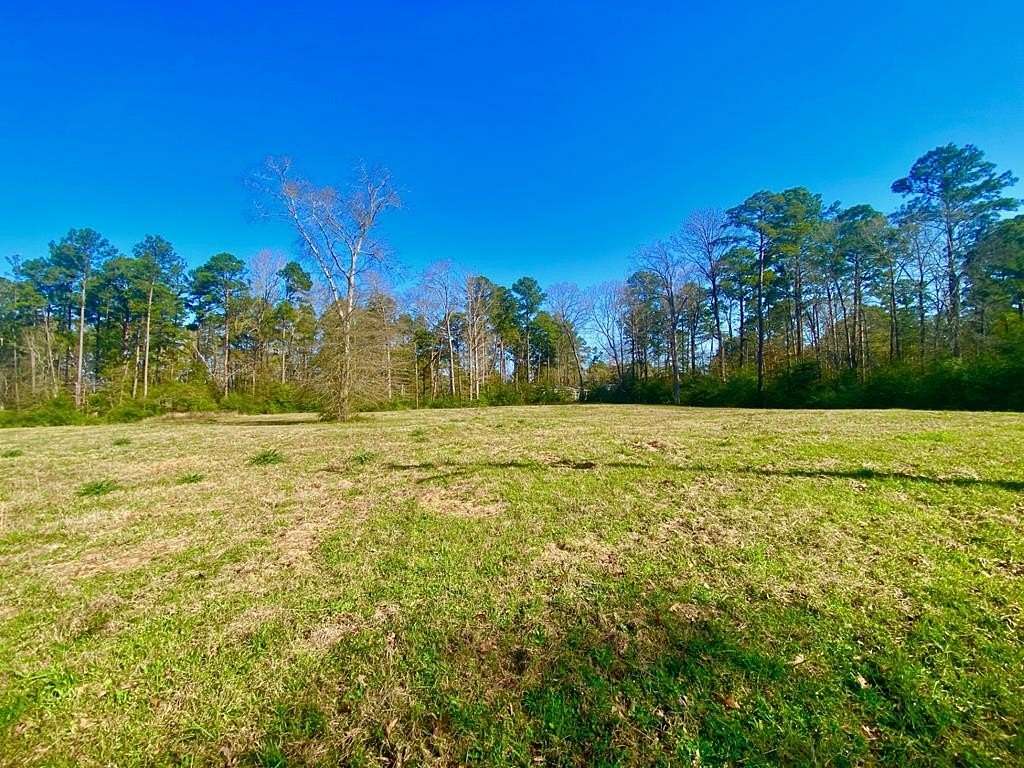 2 Acres of Residential Land for Sale in Etoile, Texas