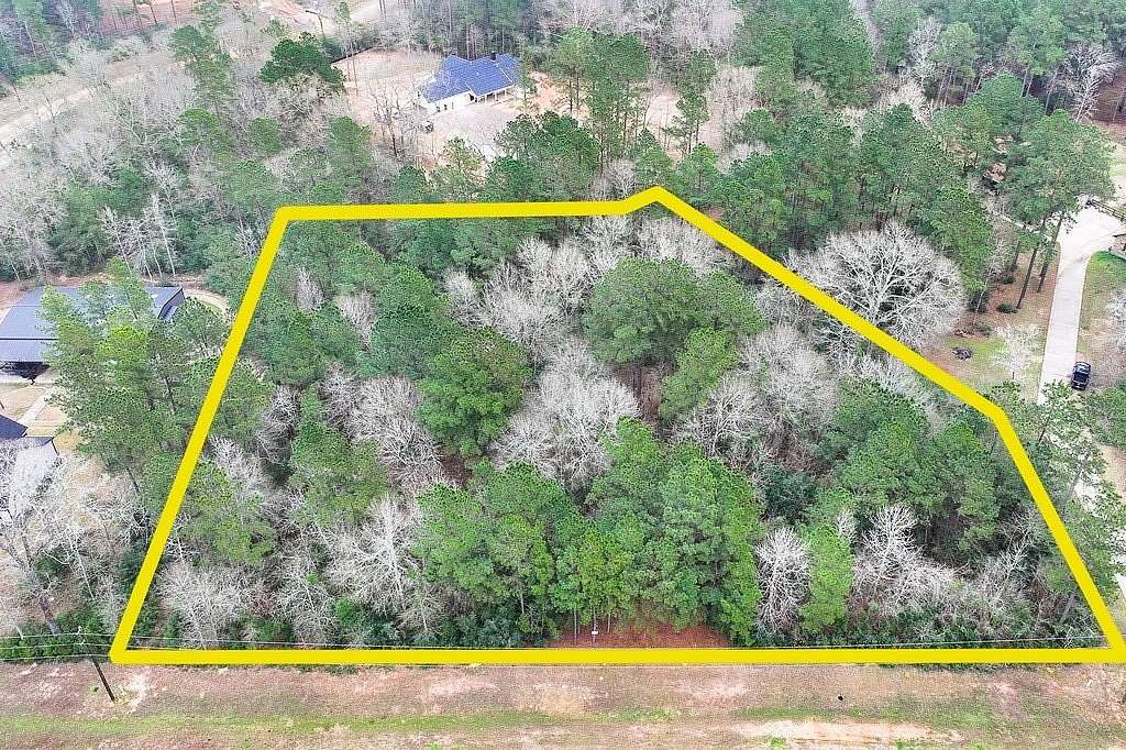 2 Acres of Residential Land for Sale in Huntsville, Texas