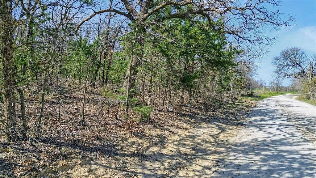15.5 Acres of Recreational Land for Sale in Gainesville, Texas