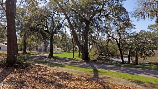 0.18 Acres of Land for Sale in Beaufort, South Carolina