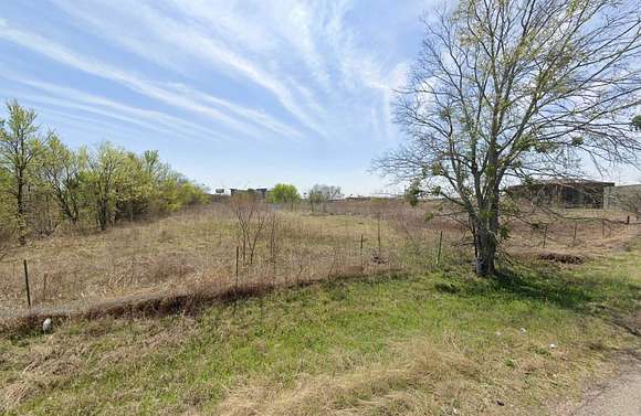 1.9 Acres of Residential Land for Sale in Waco, Texas