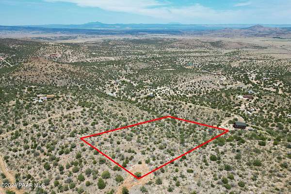 4.18 Acres of Land for Sale in Chino Valley, Arizona