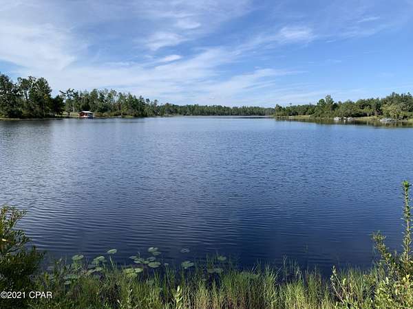 3.9 Acres of Residential Land for Sale in Alford, Florida