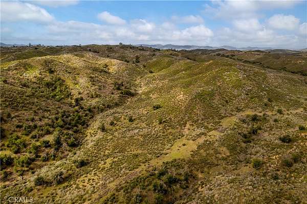 159 Acres of Land for Sale in Santa Margarita, California