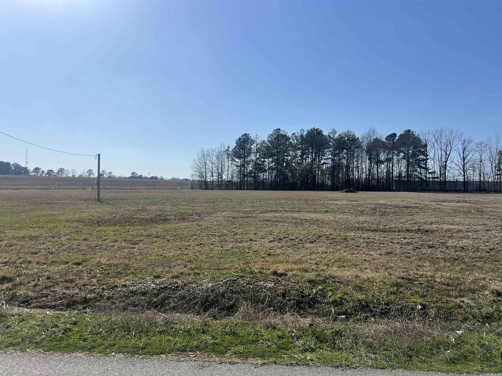 6.24 Acres of Improved Commercial Land for Sale in Pine Bluff, Arkansas