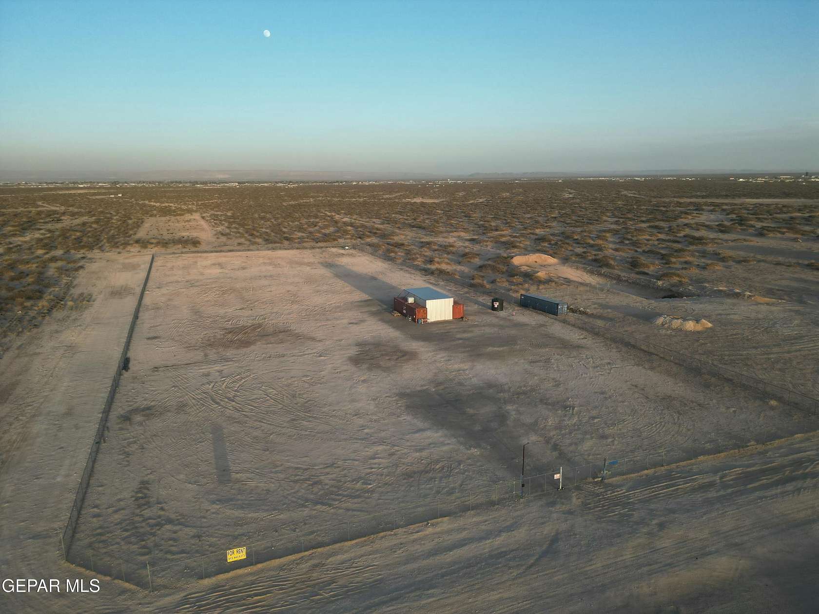 3.83 Acres of Residential Land for Lease in El Paso, Texas