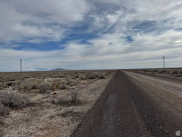 10 Acres of Mixed-Use Land for Sale in Delta, Utah