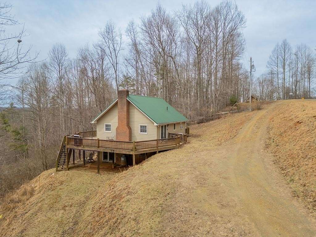 4.38 Acres of Residential Land with Home for Sale in Dugspur, Virginia