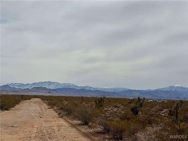1.14 Acres of Land for Sale in Golden Valley, Arizona