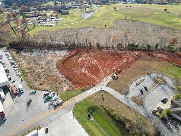 5.89 Acres of Commercial Land for Sale in Somerset, Kentucky