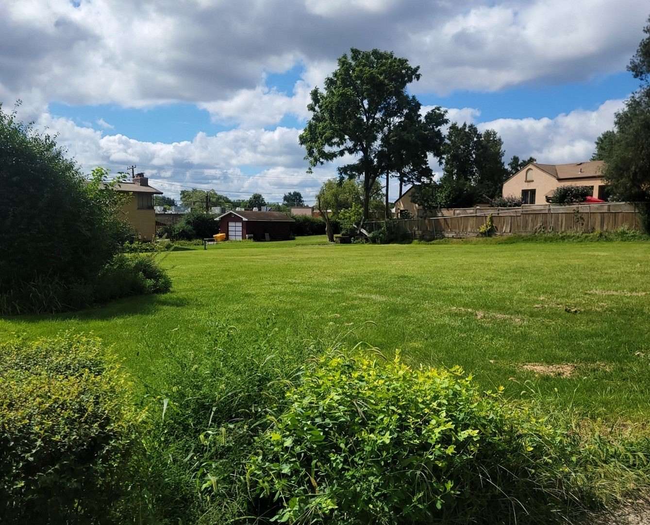 Residential Land for Sale in Mundelein, Illinois