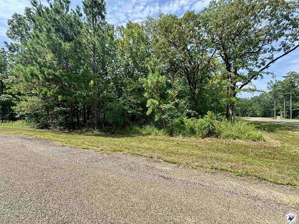 1.67 Acres of Residential Land for Sale in Texarkana, Texas