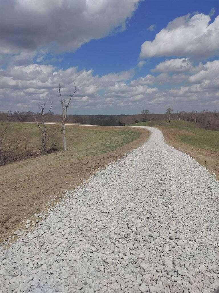 28.3 Acres of Agricultural & Residential Land for Sale in Sadieville, Kentucky