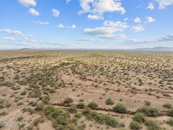 10 Acres of Land for Sale in Congress, Arizona