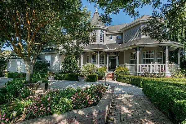 154 Acres of Land with Home for Sale in Madera, California