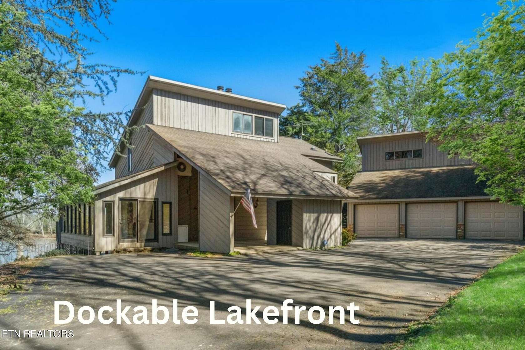 3 Acres of Residential Land with Home for Sale in Loudon, Tennessee