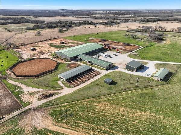 123 Acres of Agricultural Land with Home for Sale in Lipan, Texas