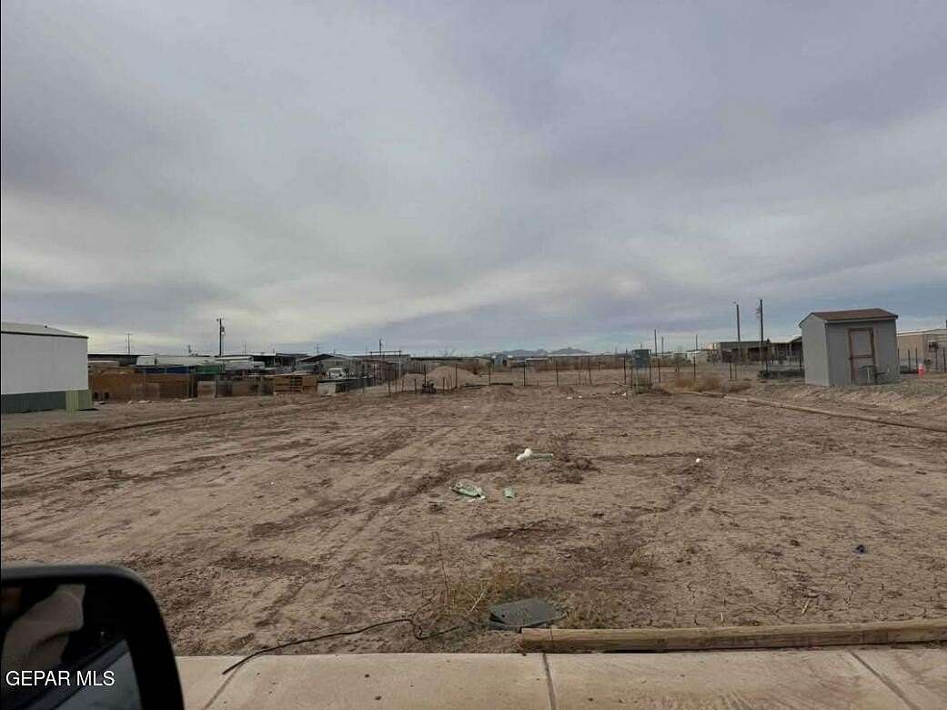 0.25 Acres of Residential Land for Sale in San Elizario, Texas