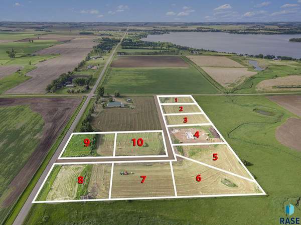1 Acre of Residential Land for Sale in Madison, South Dakota