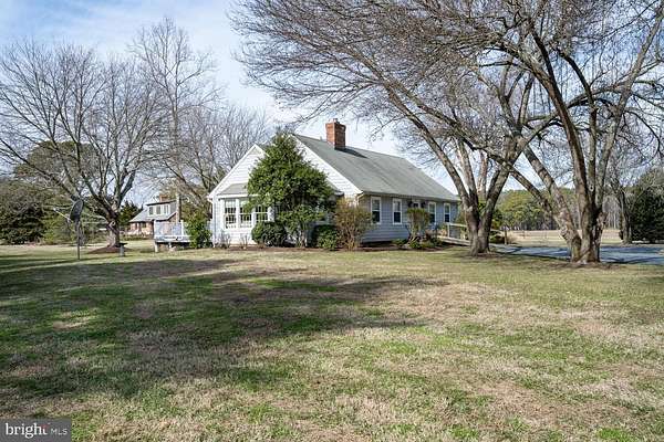 2 Acres of Residential Land with Home for Sale in Oxford, Maryland