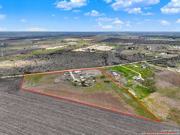 10 Acres of Land for Sale in New Braunfels, Texas