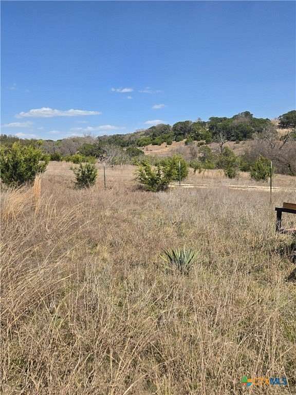 5 Acres of Residential Land for Sale in Oglesby, Texas