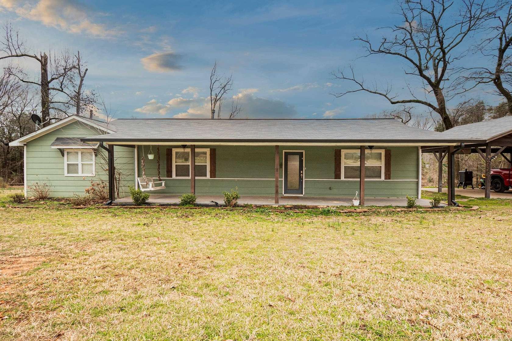 3.57 Acres of Residential Land with Home for Sale in Monticello, Arkansas