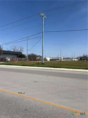 4.18 Acres of Commercial Land for Sale in Seguin, Texas