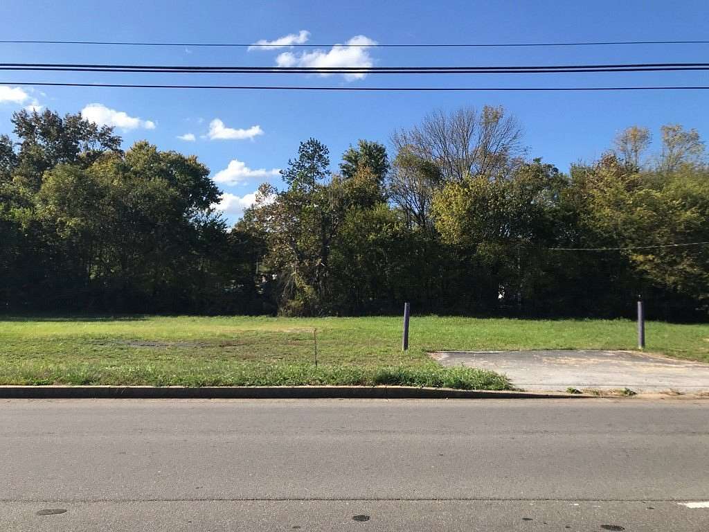 1.4 Acres of Mixed-Use Land for Sale in Cleveland, Tennessee