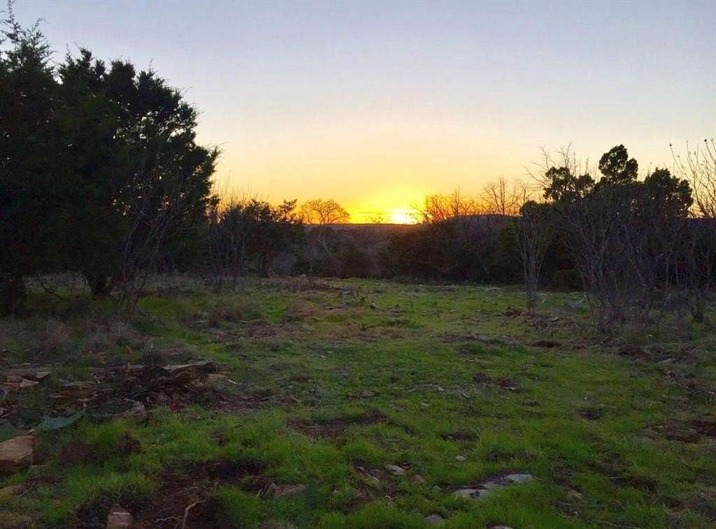 1.33 Acres of Residential Land for Sale in Strawn, Texas