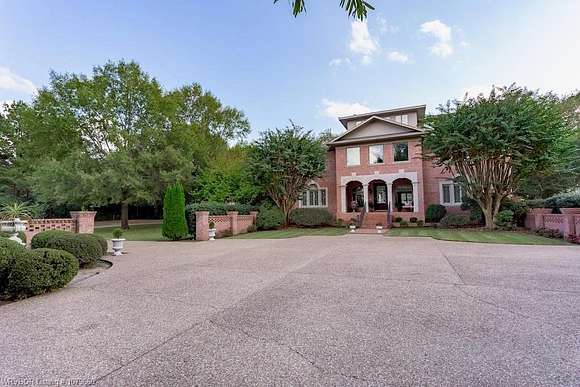 5 Acres of Residential Land with Home for Sale in Fort Smith, Arkansas