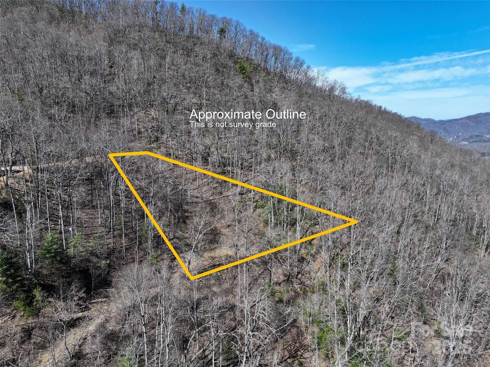 1 Acre of Residential Land for Sale in Barnardsville, North Carolina