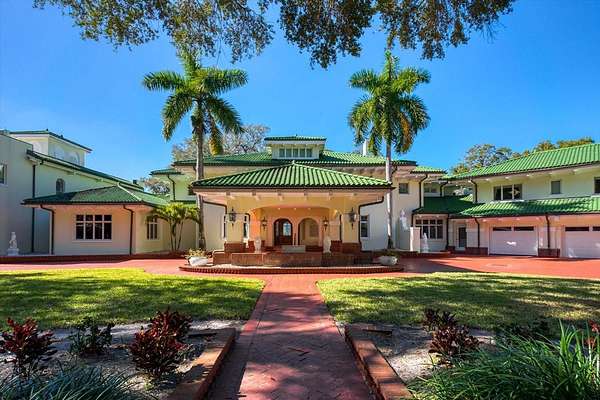 5.62 Acres of Residential Land with Home for Sale in Clearwater, Florida