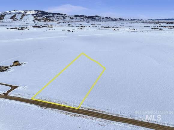 4.87 Acres of Residential Land for Sale in Fairfield, Idaho