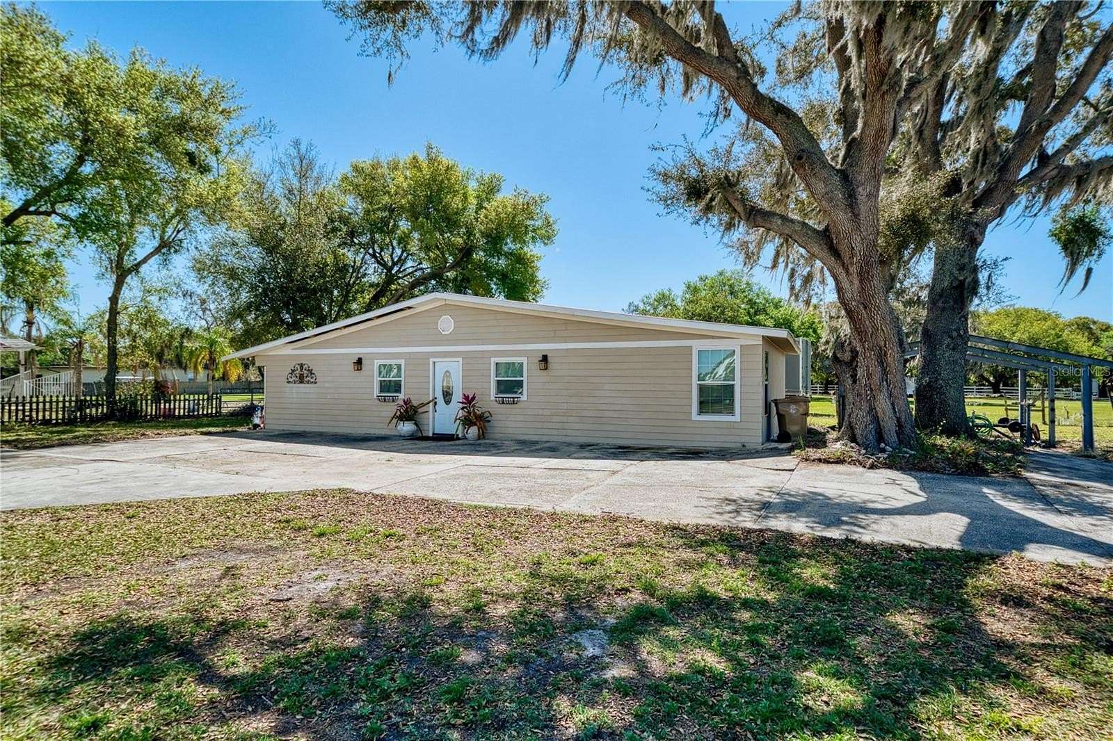 1 Acre of Residential Land for Sale in Kissimmee, Florida