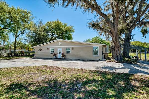 1 Acre of Residential Land for Sale in Kissimmee, Florida